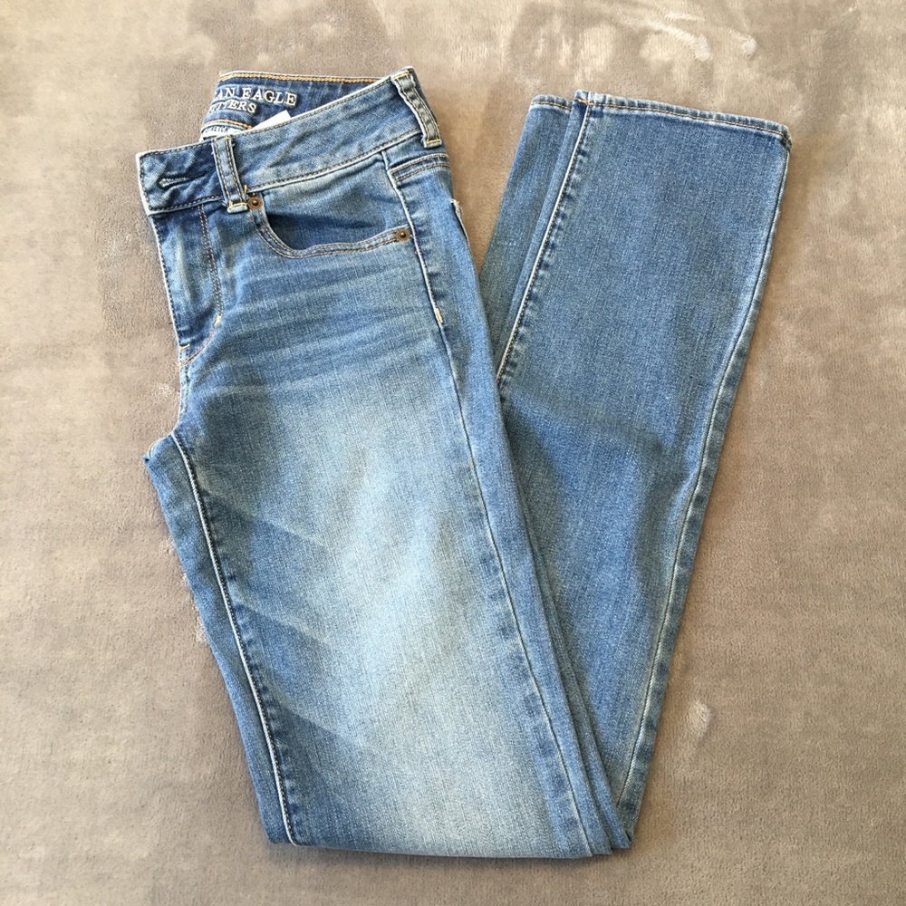 American Eagle Straight Fit Jean